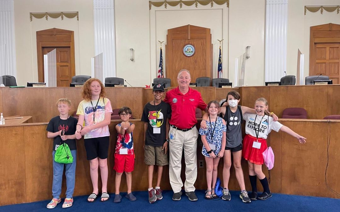Historic Macon Camp visits City Hall
