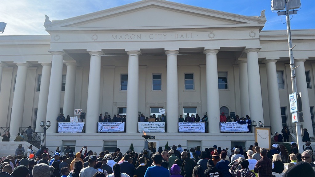Hundreds march in annual Dr. Martin Luther King, Jr. celebration